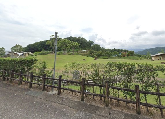 公園　秦山公園（公園）まで695m