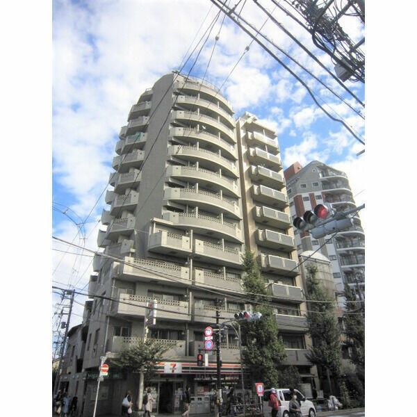 建物外観　外観は落ち着いています