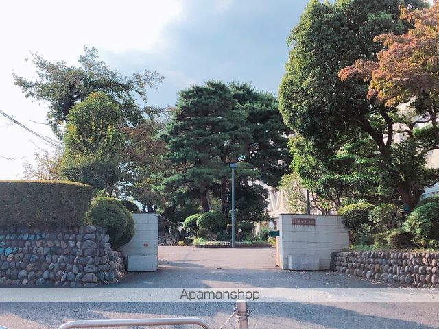 中学校　昭島市立拝島中学校（中学校）まで391m