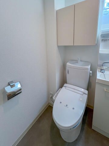 トイレ　清潔感のあるトイレです