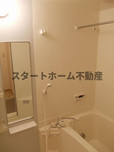 バス・シャワールーム　きれいなお風呂です