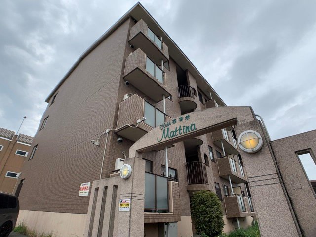 ＪＲ山陽本線 明石駅 バス乗車時間：10分 最寄りバス停で下車 徒歩5分 築30年