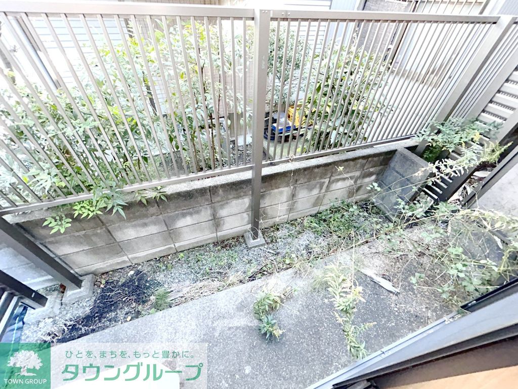 バルコニー　庭