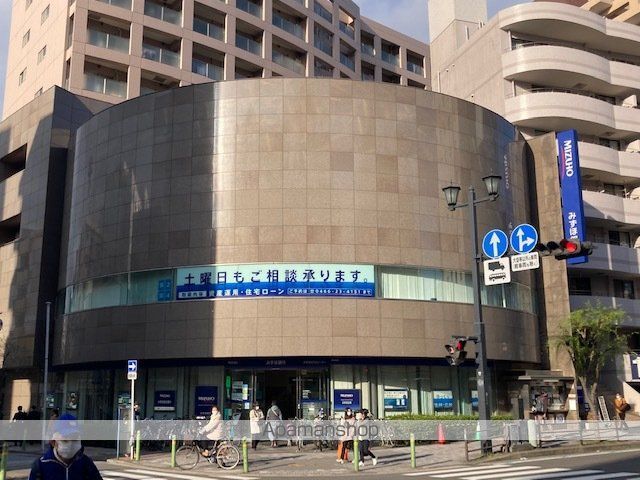 銀行　（株）みずほ銀行／藤沢支店（銀行）まで1012m