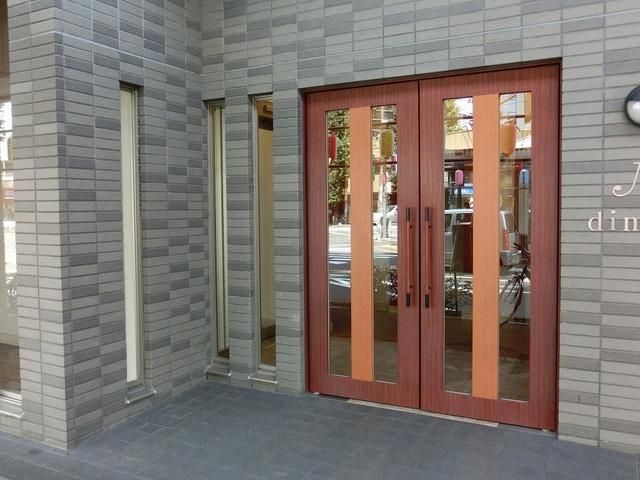 エントランス　お部屋探しはタウンハウジングへ♪