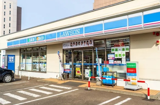 コンビニ　ローソン札幌厚別中央店（コンビニ）まで345m