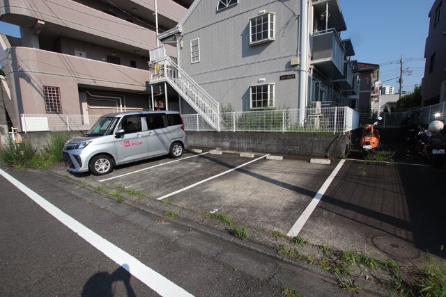 駐車場　敷地内駐車場（要空き確認）♪
