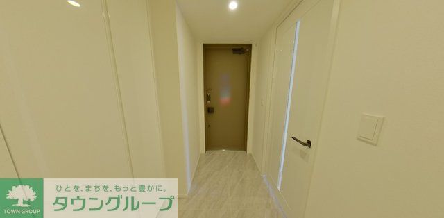 玄関　※写真は同タイプ住戸です。