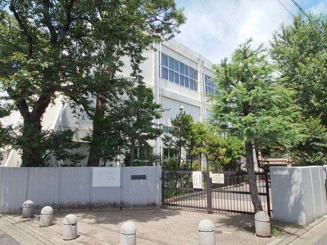 中学校　練馬区立開進第三中学校（中学校）まで393m