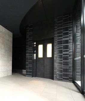 都営新宿線 曙橋駅 徒歩4分 6階建 築6年の外観写真