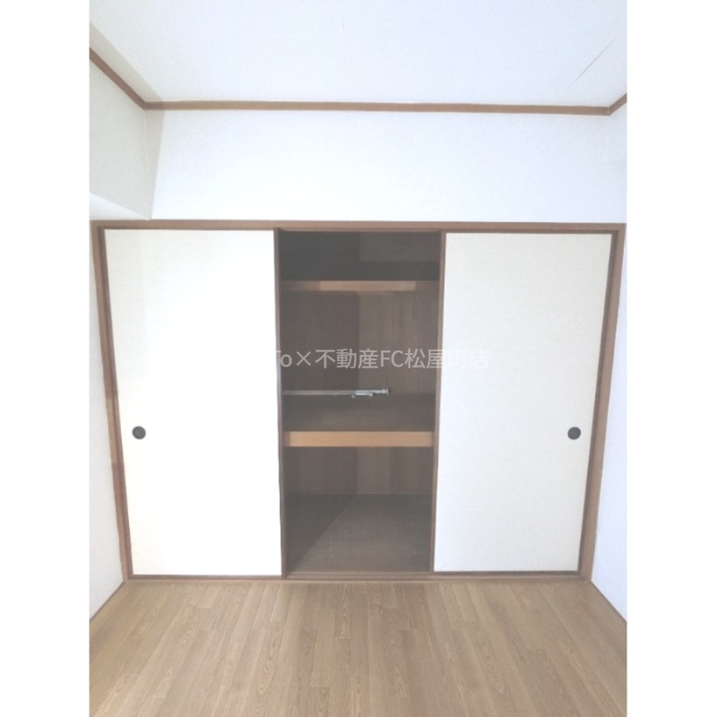 収納　収納（押入れ）