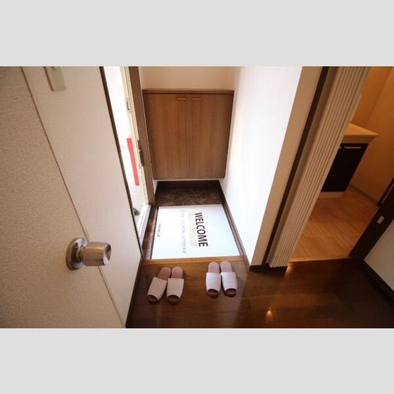 玄関　ＩＣカードキー採用