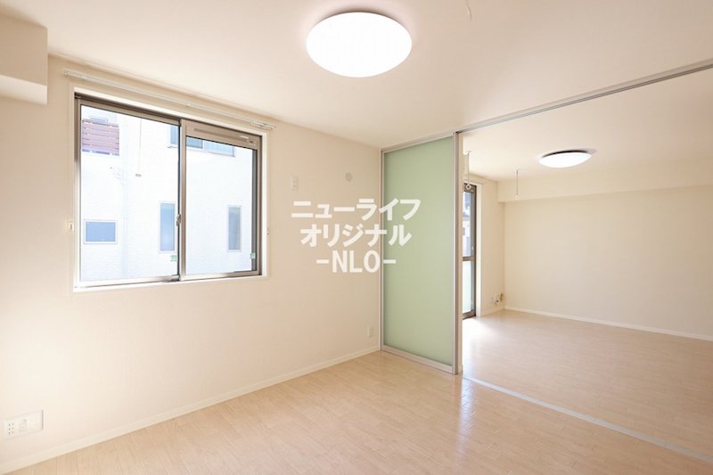 その他部屋・スペース　6.3帖洋室♪リビング続きで使い勝手の良いお部屋です♪