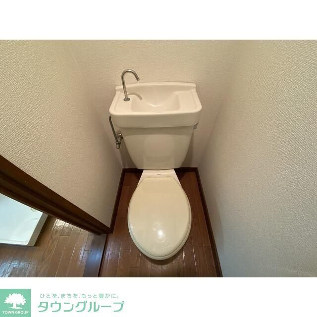 トイレ　別号室参考写真です