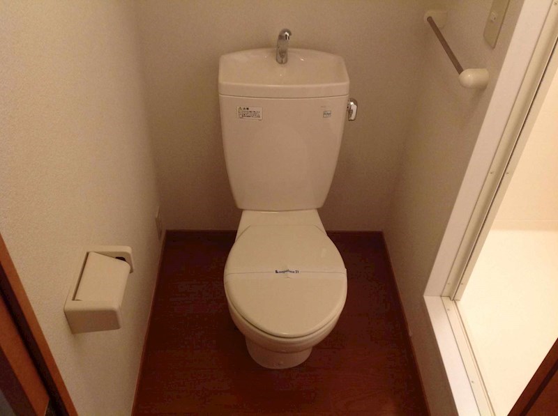 トイレ　清潔感のあるトイレです。