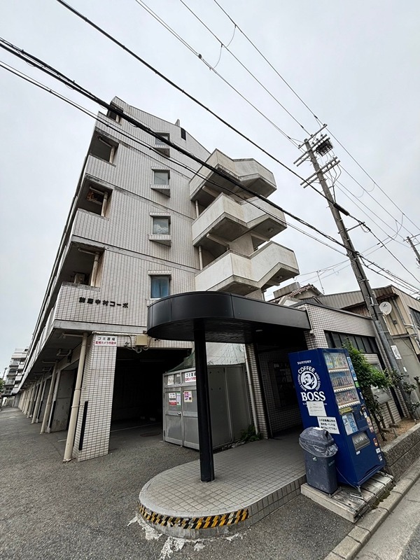 姫路市飾磨区恵美酒のマンションの建物外観