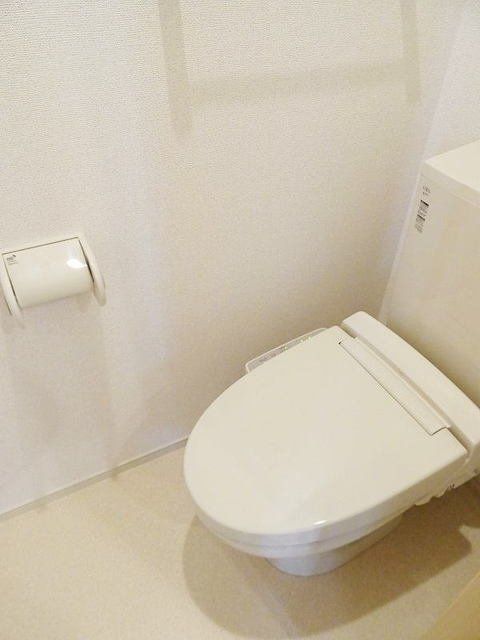 【ウィステリアタウン　VIIIのトイレ】
