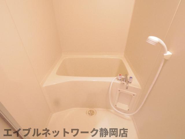 【静岡市葵区研屋町のマンションのバス・シャワールーム】