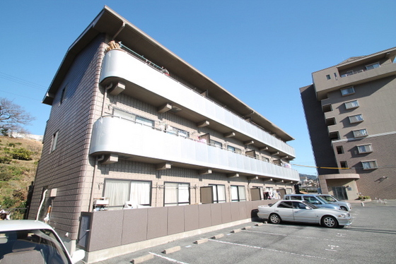 廿日市市沖塩屋のマンションの建物外観