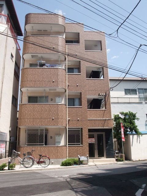 【サングッドヒルの建物外観】