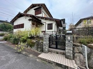 つつじが丘北９番町９１戸建の建物外観