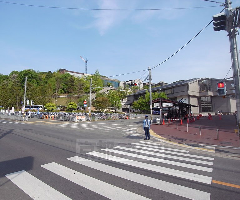 【京都市左京区岩倉南四ノ坪町のマンションの写真】