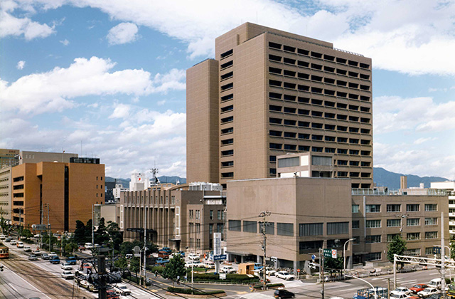 【広島市中区大手町のマンションの銀行】