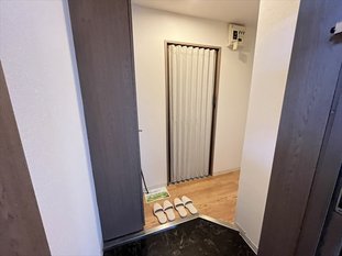 【札幌市中央区南十八条西のマンションの玄関】