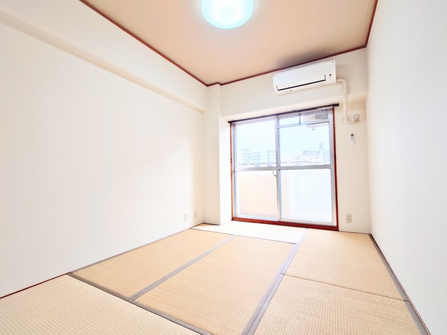 トイレ　温水洗浄便座