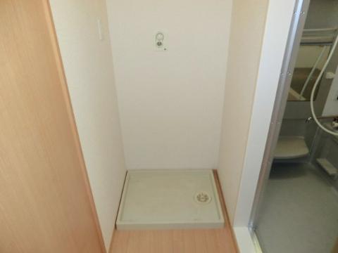 レシェンテ茨木F棟　その他設備　洗濯パン
