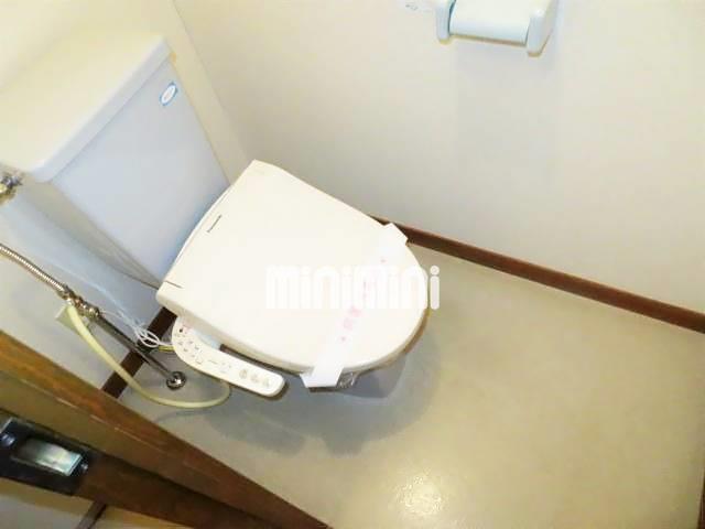 トイレ　温水洗浄便座