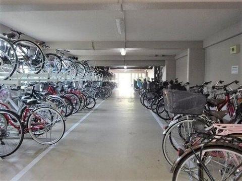 ファミール茨木・上穂積　その他共有部分　駐輪場