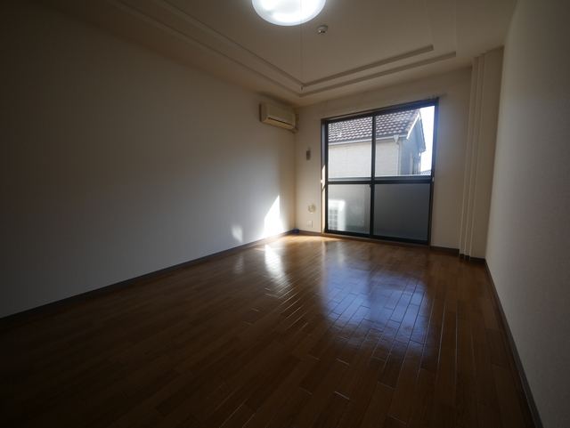 居室・リビング　★広々とした洋室の写真です★