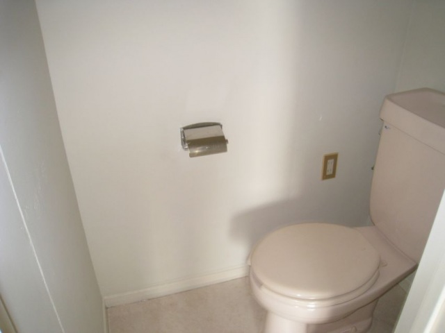 トイレ　別号室の写真です