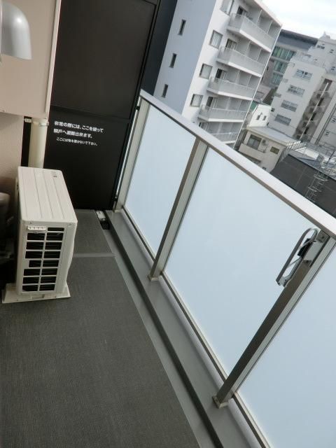 バルコニー　※別部屋の参考写真です。