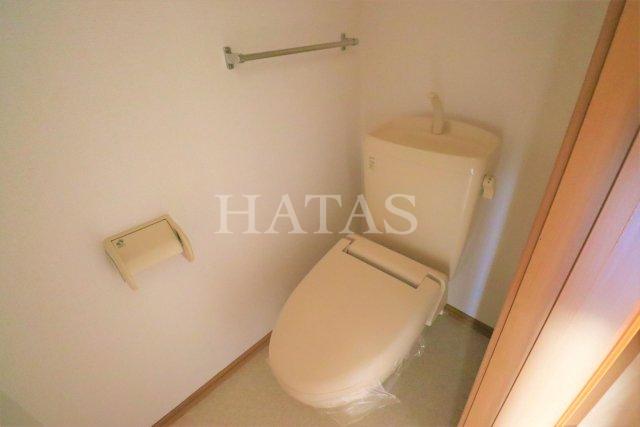 トイレ　同物件別部屋です。