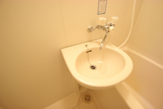 洗面設備　※別部屋の写真です
