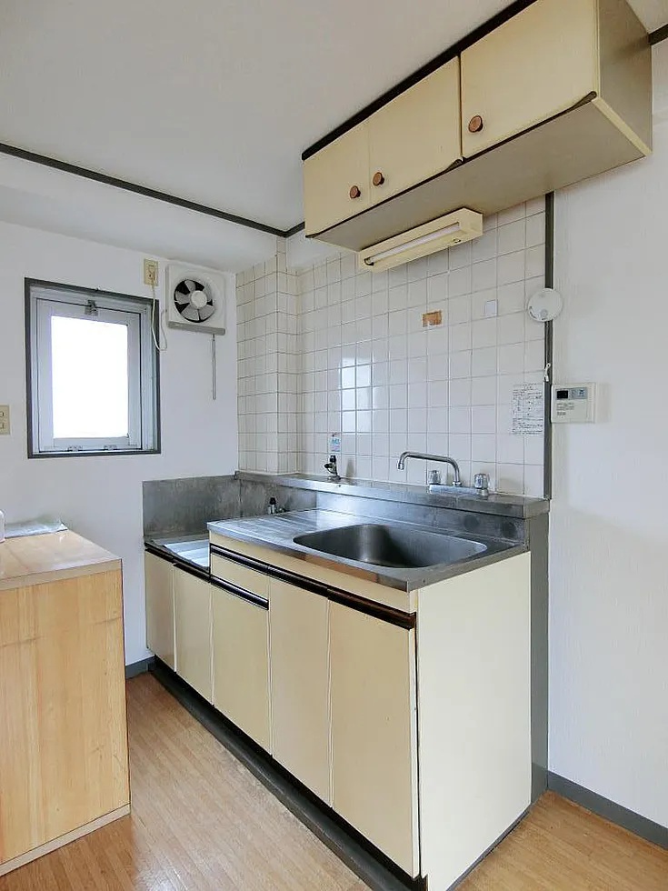 キッチン　※新規キッチンに交換予定