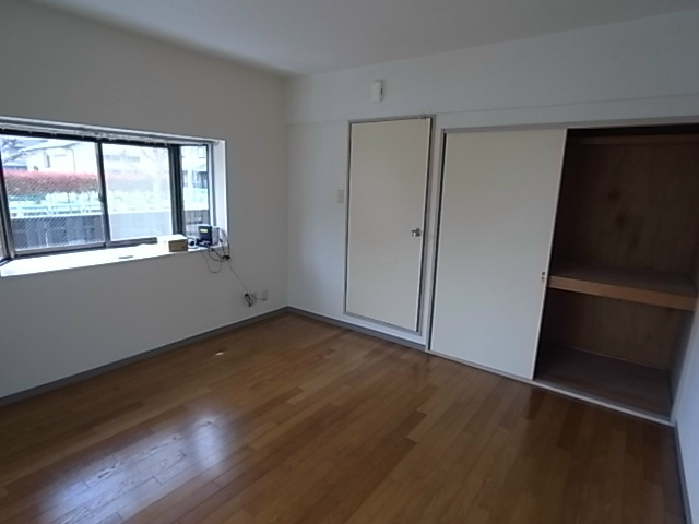 収納　111号室内装です