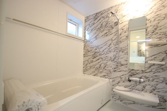 バス・シャワールーム　☆ゆったりくつろげるお風呂☆