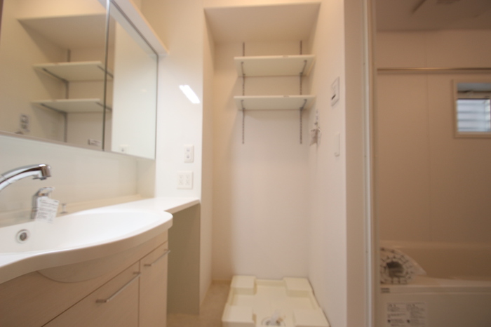 洗面設備　☆嬉しい独立洗面台☆