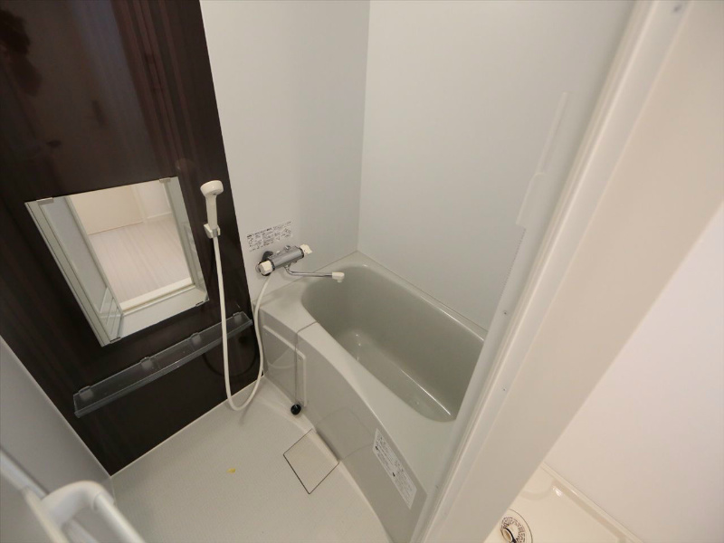 バス・シャワールーム　浴室暖房乾燥機付　24時間換気機能付バスルーム