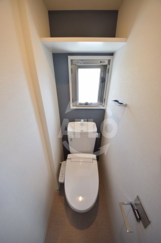 トイレ　ファーストフィオーレ天王寺空堀町　温水洗浄便座