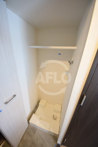 その他設備　ファーストフィオーレ天王寺空堀町　洗濯機置場