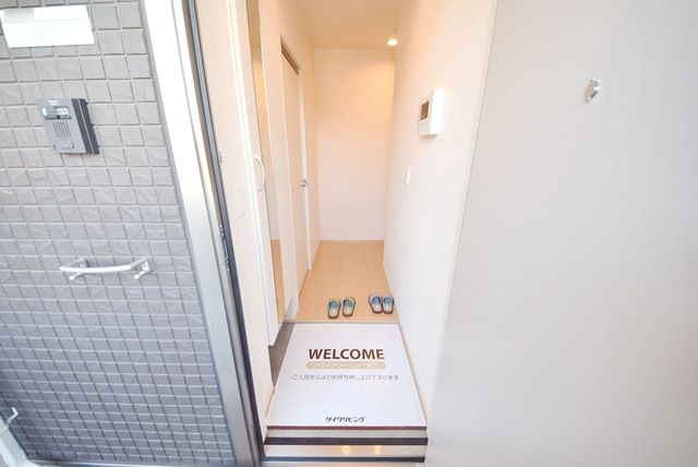 玄関　★お問い合わせはタウンハウジングまで★