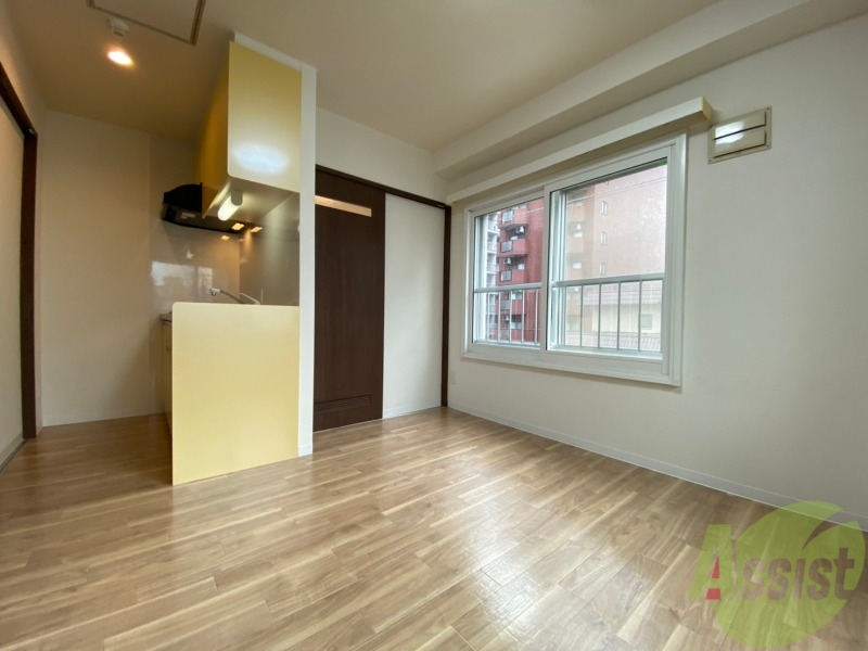 居室・リビング　広くてキレイなお部屋が広がっていて、充実した生活が送れそう。