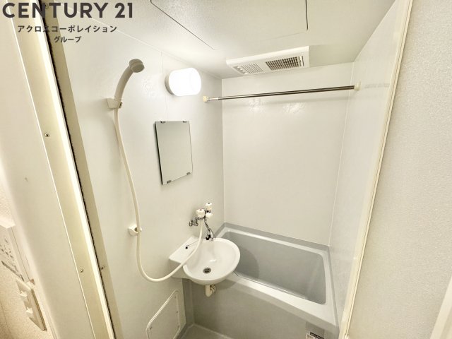 バス・シャワールーム　浴室乾燥付きで便利！