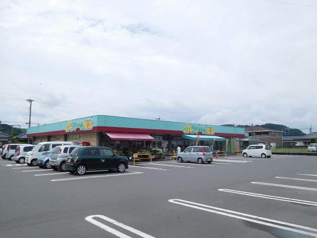 スーパー　ＦＡファーム重富（スーパー）まで300m