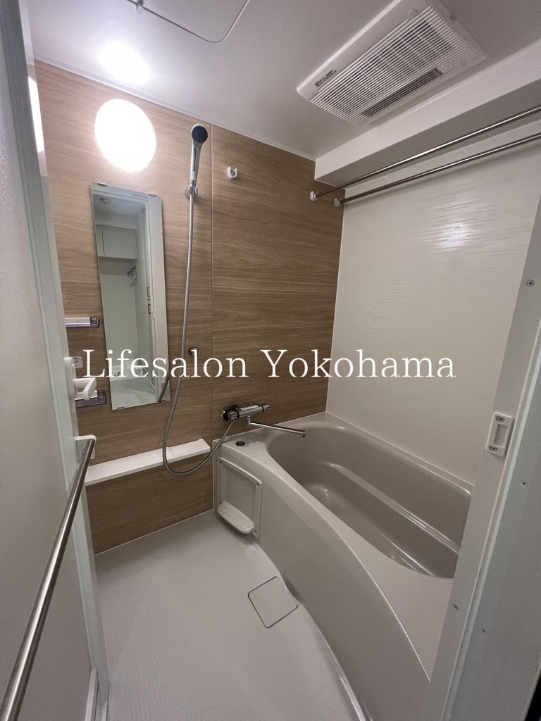 バス・シャワールーム　バス