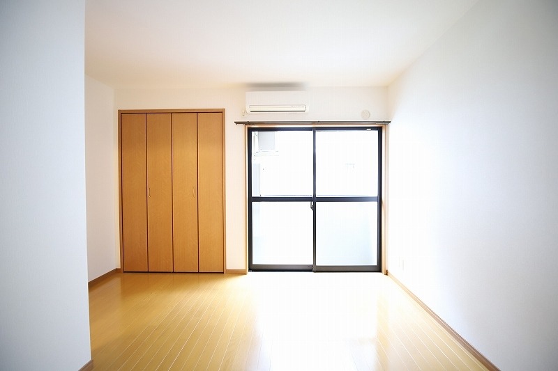 居室・リビング　広々ゆったり空間。